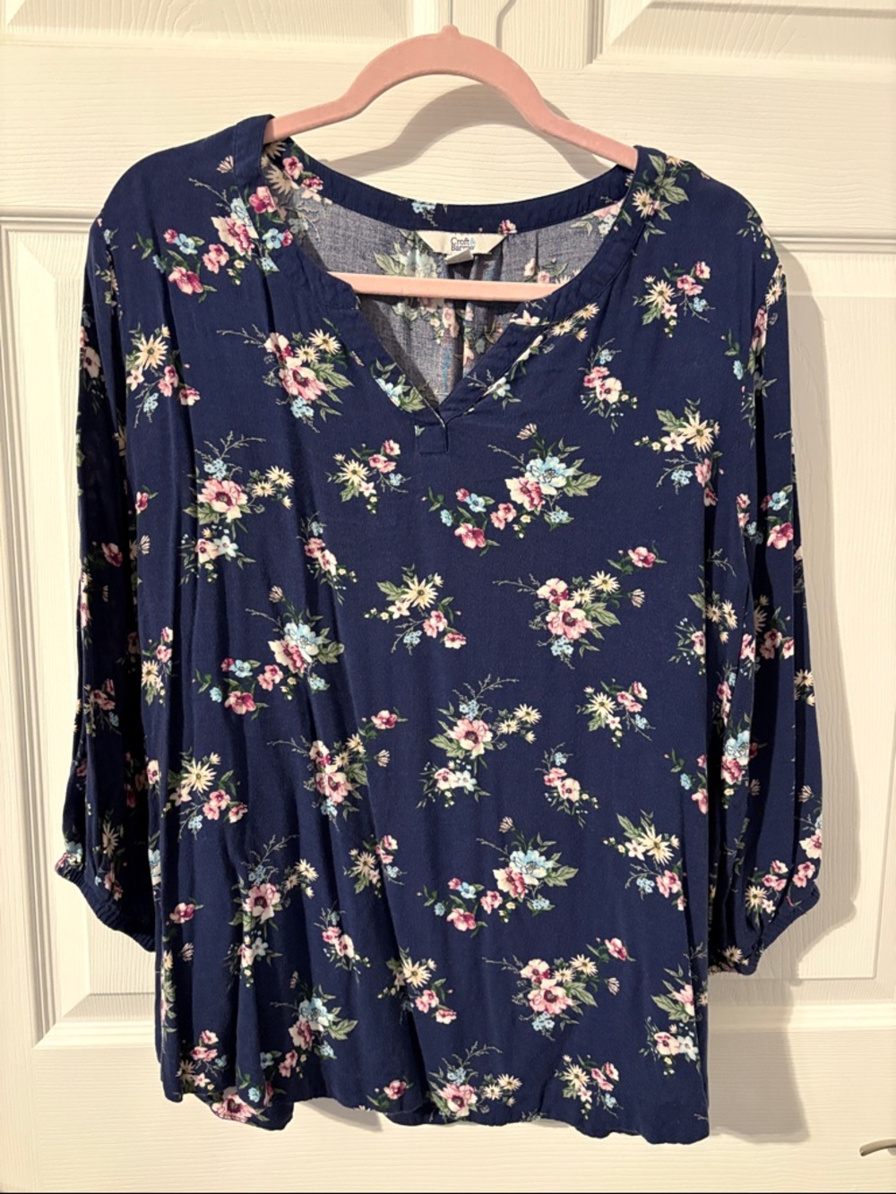 croft & barrow Navy Floral V‑Notch Tunic Blouse